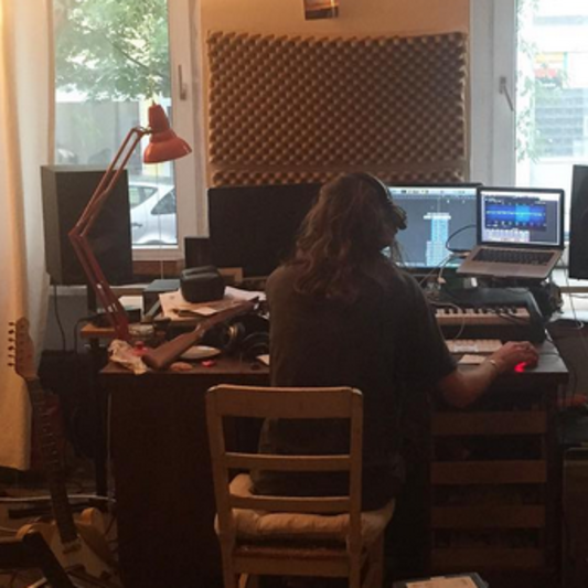 Jules Hendrix on SoundBetter
