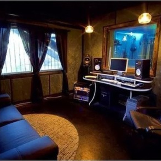 Studio 1 Zero on SoundBetter