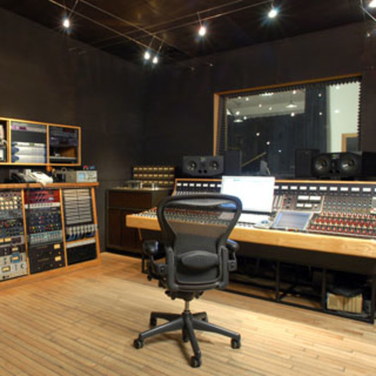 Soma Electronic Music Studios on SoundBetter