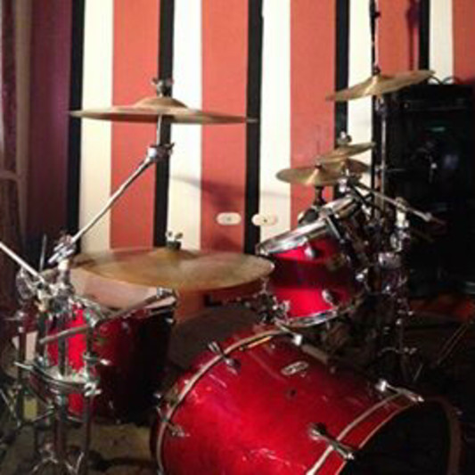 Jorge Pivaral X&Y producciones on SoundBetter