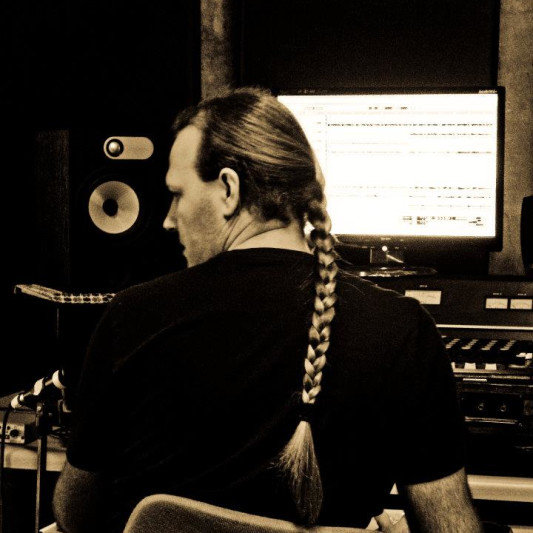 Jo Ellis on SoundBetter