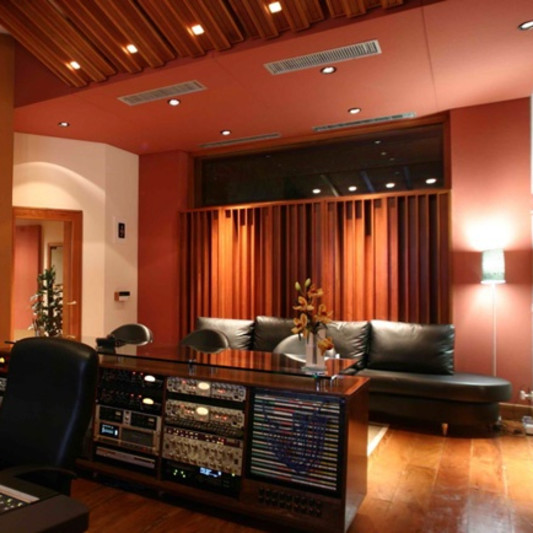 PowerHouse Studios on SoundBetter