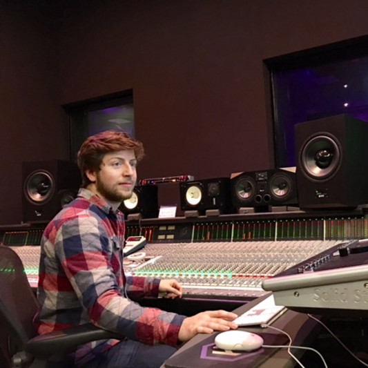 Yianni AP on SoundBetter