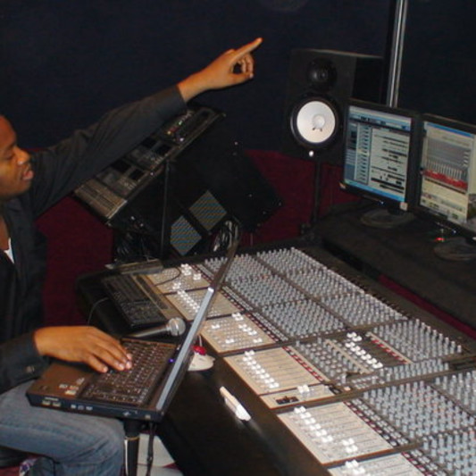 Nnamdi Ogbonna on SoundBetter