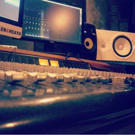 Sound Engineer on SoundBetter