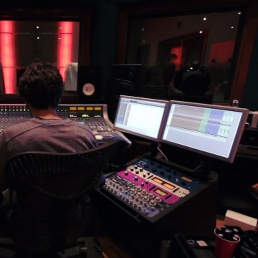 Daniel Good on SoundBetter