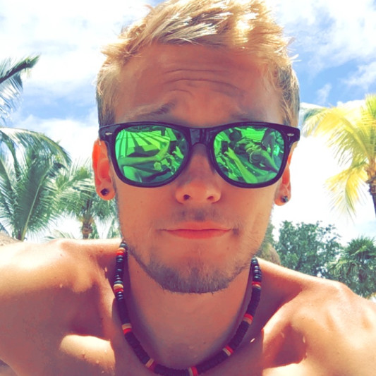 Hendrik on SoundBetter