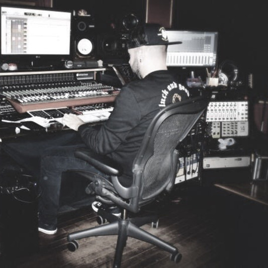 Adam "Carde Blanche" Smith on SoundBetter