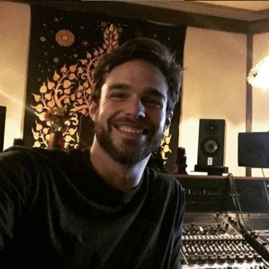 Michael Shine on SoundBetter