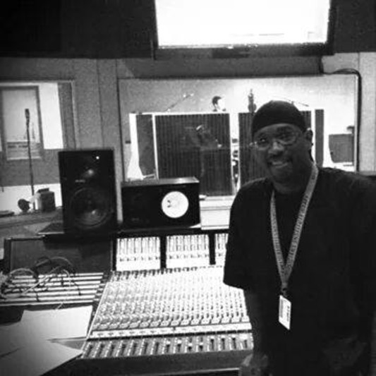 eddiebowermusic on SoundBetter