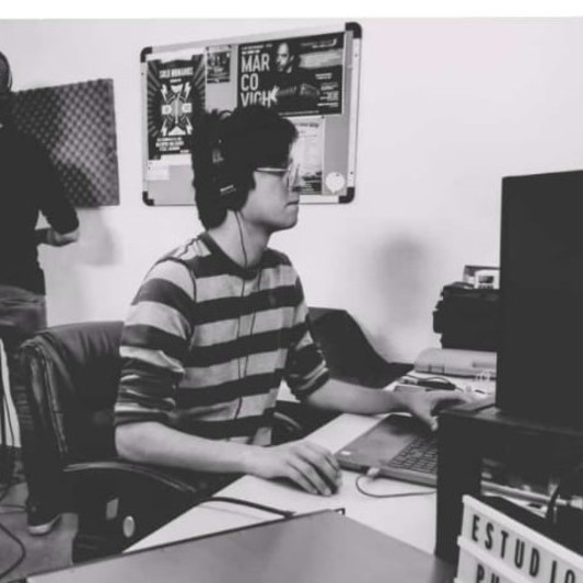 Ad López on SoundBetter