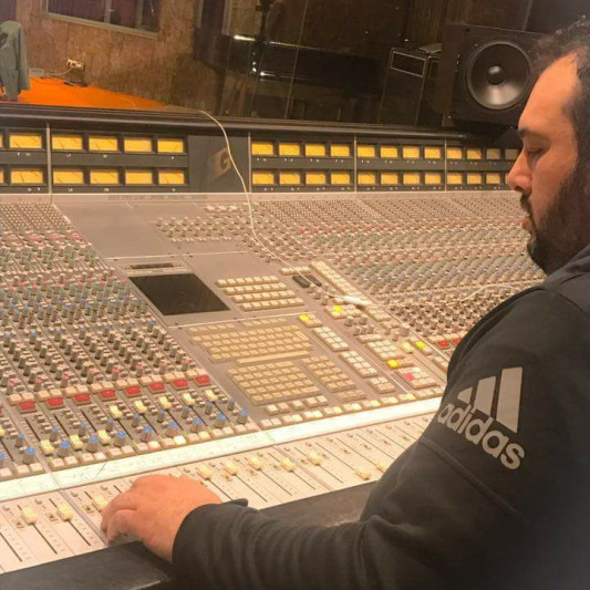 Giannis Baxevanis on SoundBetter