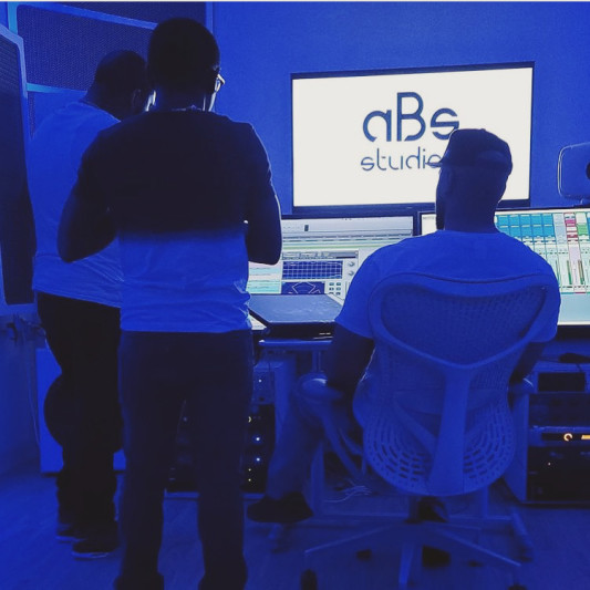 Milly Beats on SoundBetter