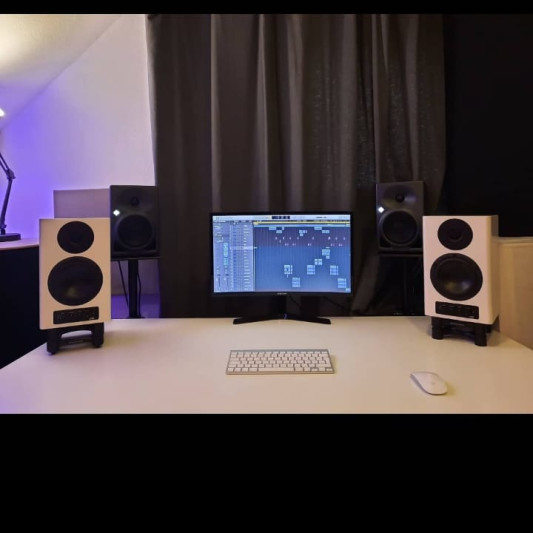 Boxenstop on SoundBetter