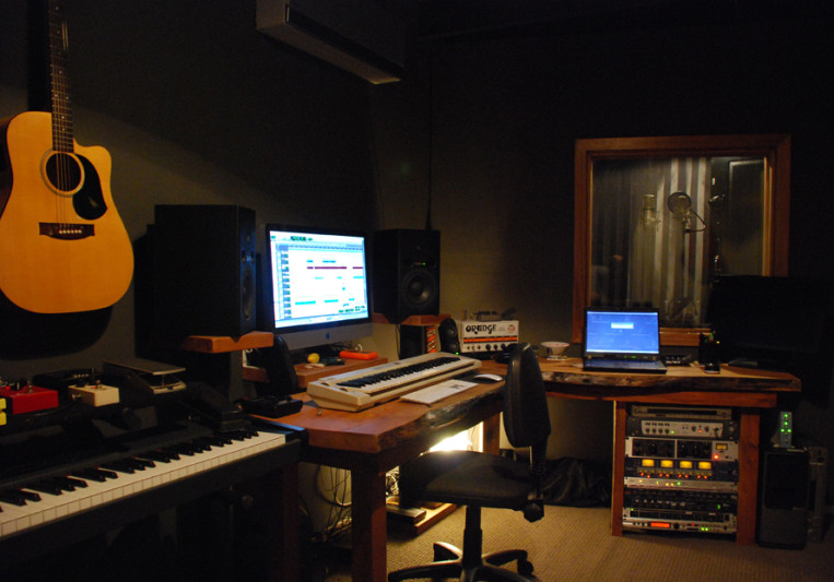 Four4ty Productions on SoundBetter
