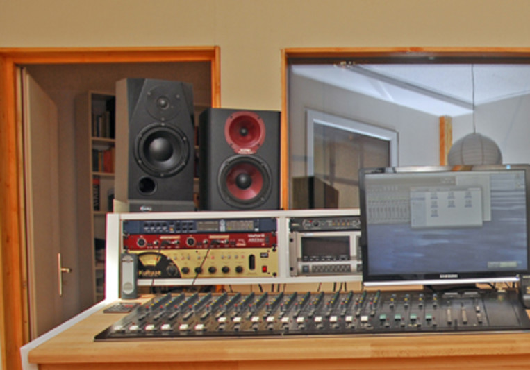 Milberg Studios on SoundBetter