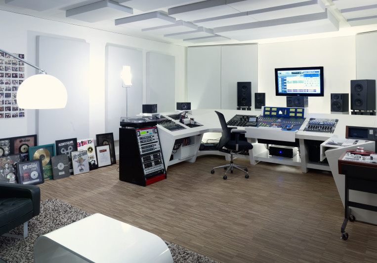 Skyline Tonfabrik GmbH on SoundBetter