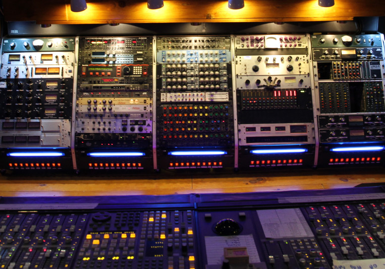 Pixel Room on SoundBetter