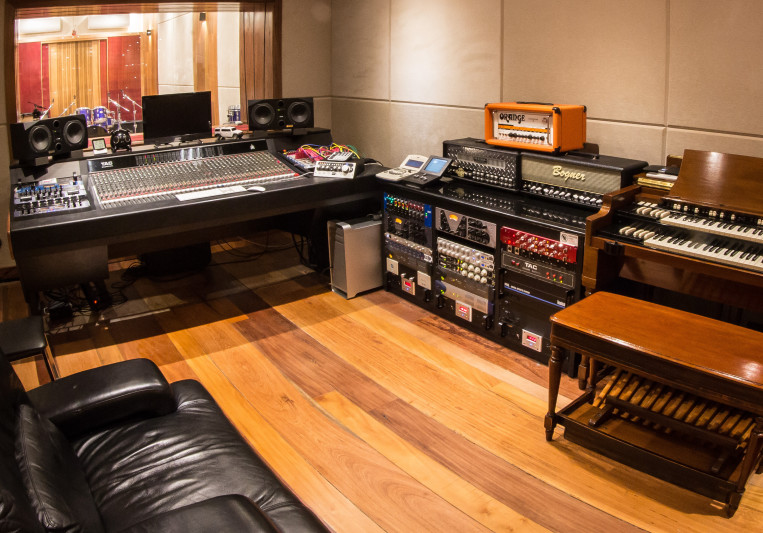 WSTF Estudios on SoundBetter