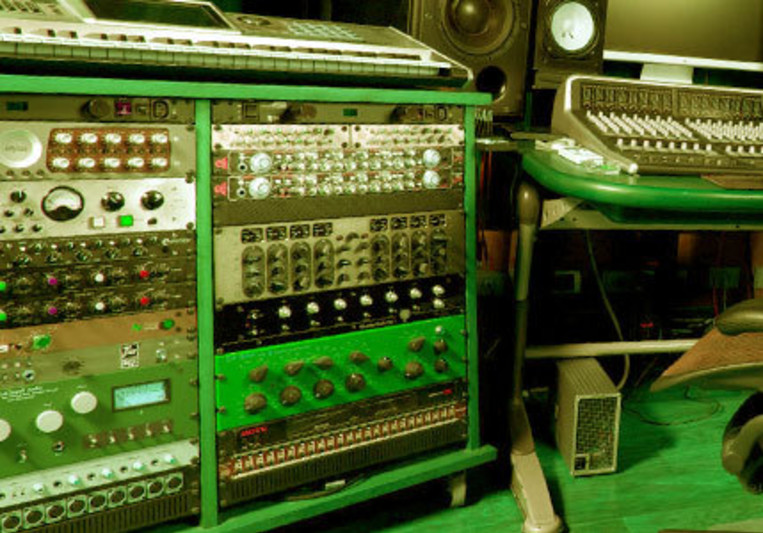 EKmixmaster on SoundBetter