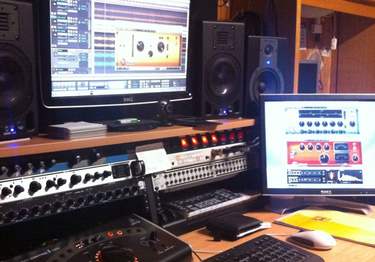 Donato Reina Music Laboratory on SoundBetter