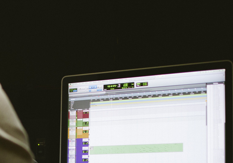 DiracQ on SoundBetter