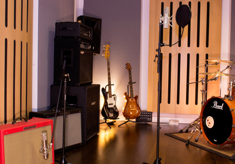 Wavefield Studios/Brian Casey on SoundBetter