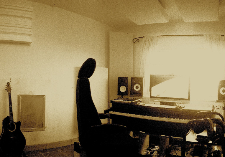 Seaview Studios on SoundBetter