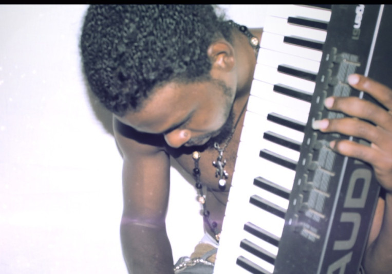 Zeej Sterling on SoundBetter