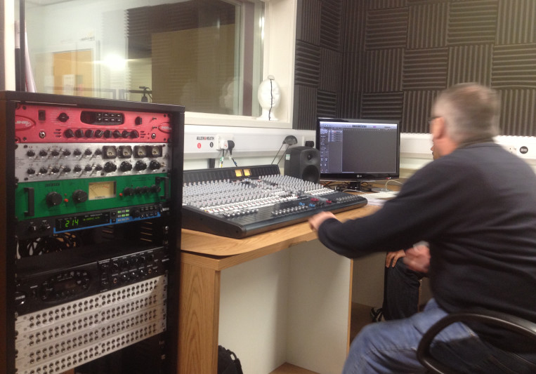 4Q studios on SoundBetter