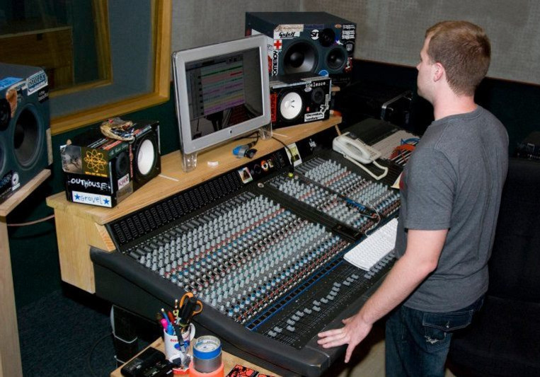 Clockwork Audio Production - Recording & Mixing Studio - Kansas City |  SoundBetter