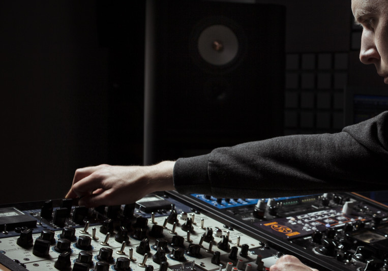 Frederik Dejongh on SoundBetter