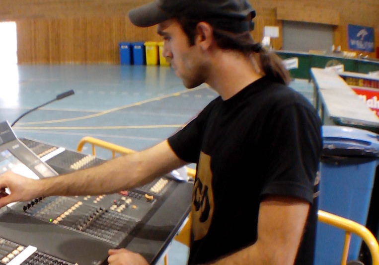 Arnau Pro Audio on SoundBetter