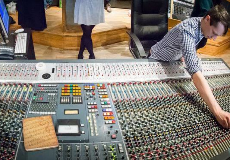 Russell Cottier on SoundBetter