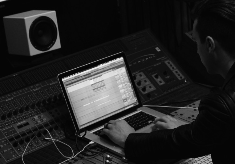 Chris Wright on SoundBetter
