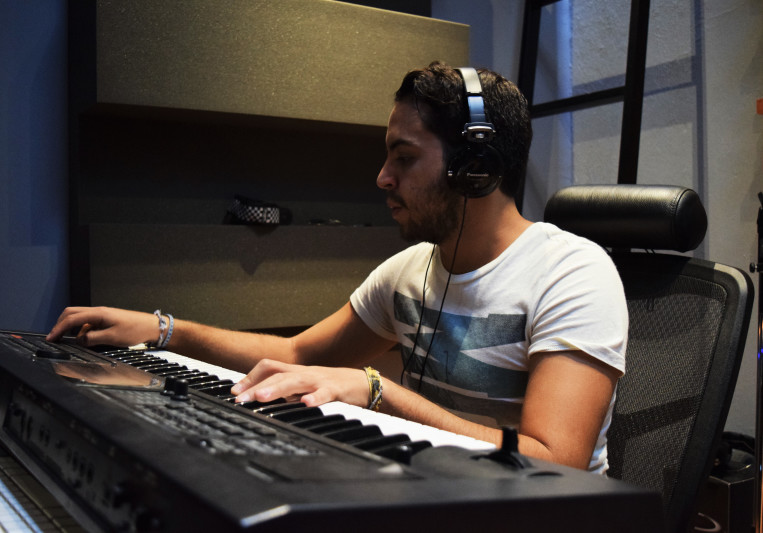Oscar Cebreros on SoundBetter