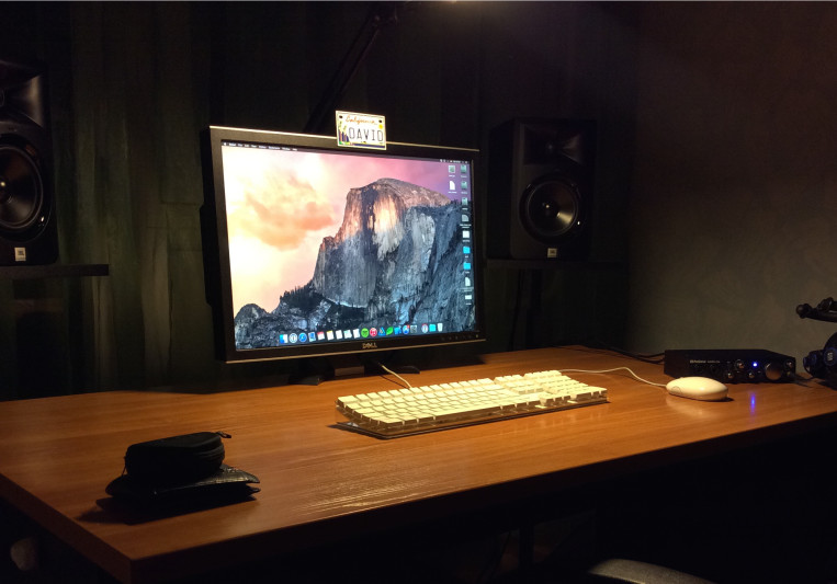 Deluxe Sound Studio on SoundBetter