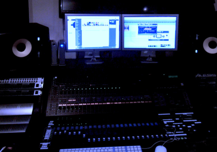 EJ Oropza (The Darklab) on SoundBetter