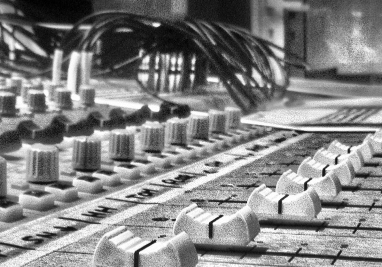 Mika on SoundBetter