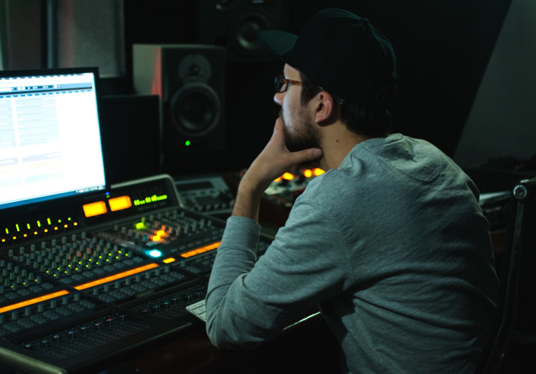 Nick Lobanov on SoundBetter