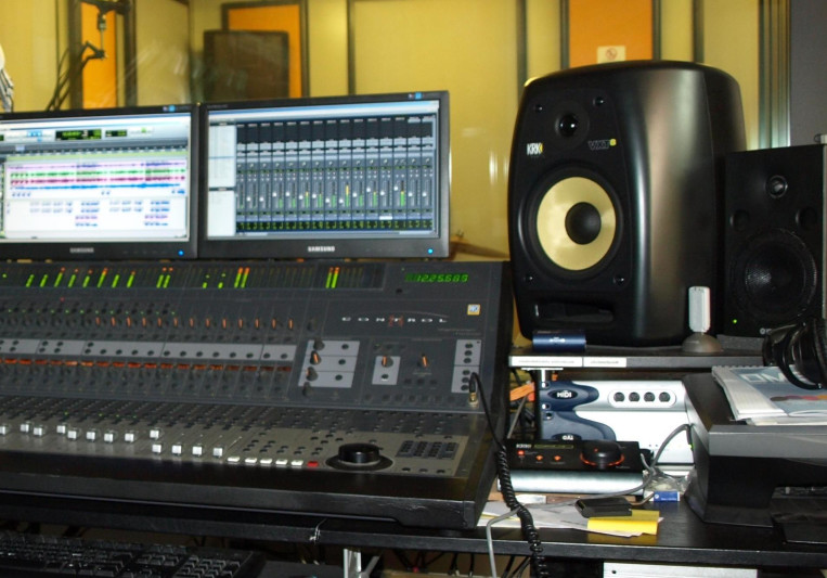 Studio B Recording on SoundBetter