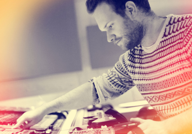 Chris Hutchison on SoundBetter