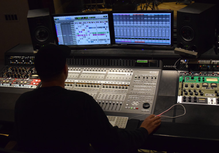 Wyatt Hansen on SoundBetter