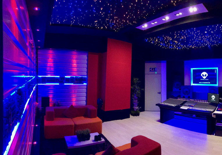 Cosmic Audio on SoundBetter