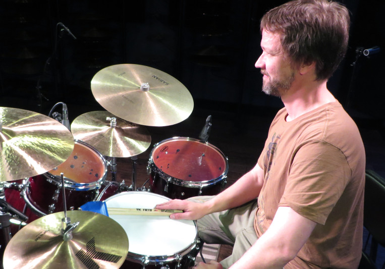 Virtual Drummer Network on SoundBetter