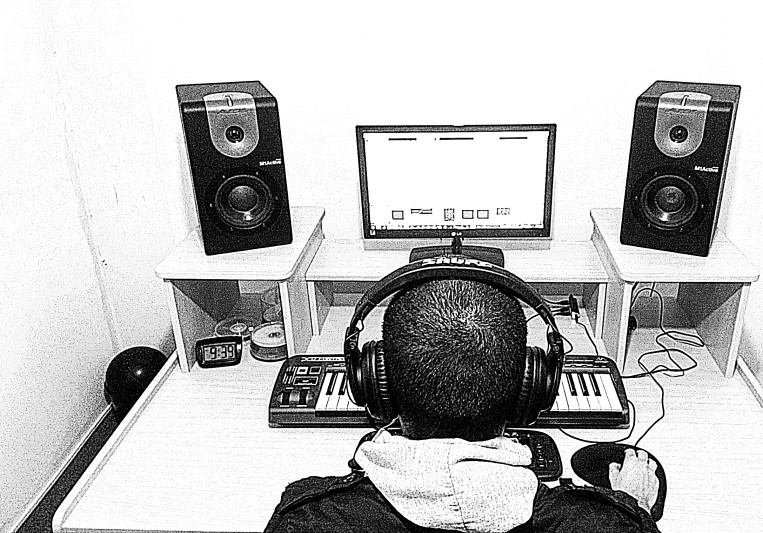 Paolo Pinamonti on SoundBetter