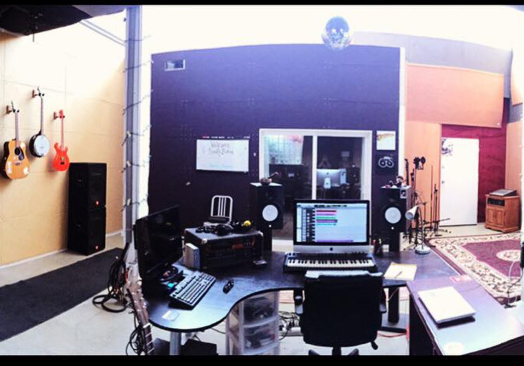 Signify Studios on SoundBetter