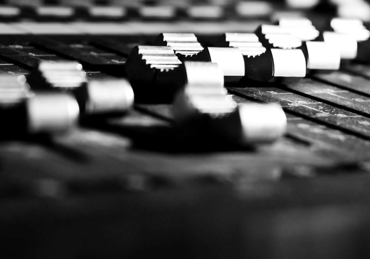 Meer Music on SoundBetter