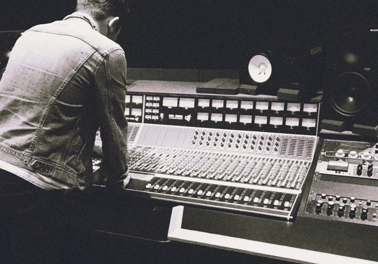 Joshua Martinus on SoundBetter