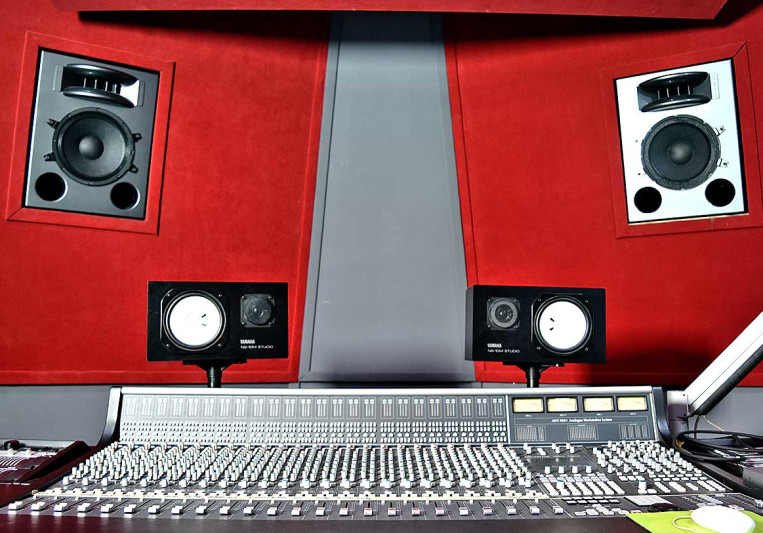 ACI Entertainment Studio on SoundBetter